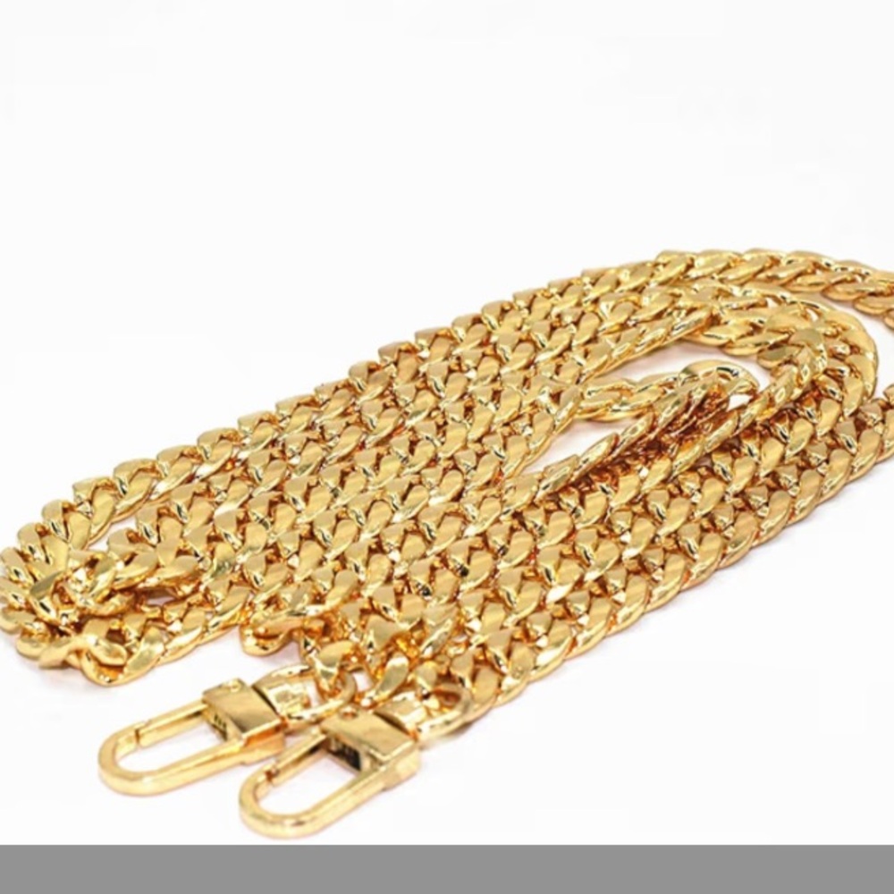 Heavy gold purse chain strap 47”